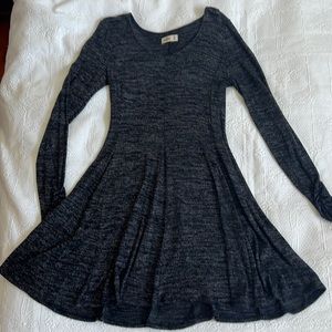 Hollister never worn along sleeve grey dress
